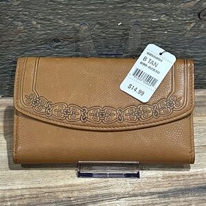 Vintage NorthCrest Tan Women's Wallet